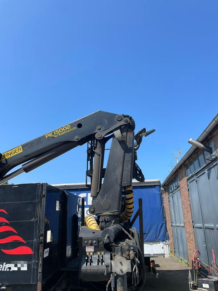 MAN TGX 26.440 6x2 LLW Pritsche mit Kran Palfinge - Autocarro con pianale/ Cassone fisso: foto 2 MAN TGX 26.440 6x2 LLW Pritsche mit Kran Palfinge - Autocarro con pianale/ Cassone fisso: foto 2