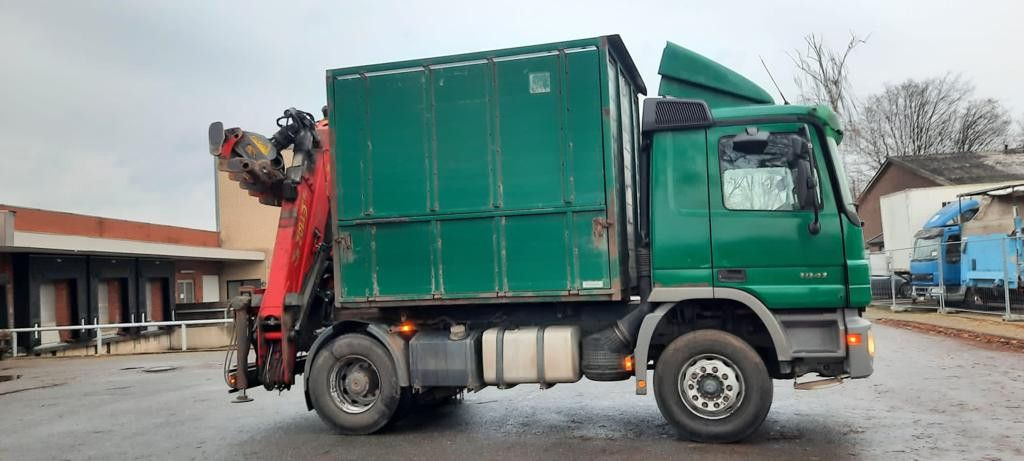Mercedes-Benz 1841K 4x2 Actros Kipper mit Kran+Greifer - Autocarro ribaltabile, Camion con gru: foto 4 Mercedes-Benz 1841K 4x2 Actros Kipper mit Kran+Greifer - Autocarro ribaltabile, Camion con gru: foto 4
