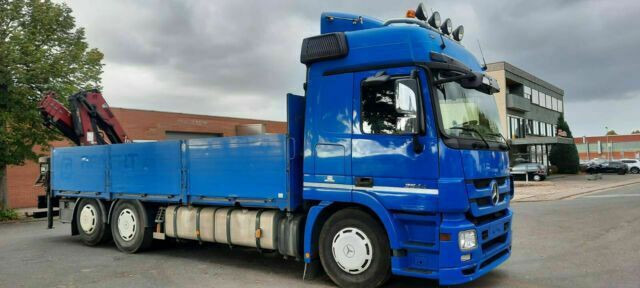 Mercedes-Benz 2544 Pritsche mit Kran Hiab XS am Heck - Autocarro con pianale/ Cassone fisso, Camion con gru: foto 2 Mercedes-Benz 2544 Pritsche mit Kran Hiab XS am Heck - Autocarro con pianale/ Cassone fisso, Camion con gru: foto 2