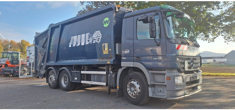 Mercedes-Benz 2632 Müllwgen 6x2 M.Haus E5 Blatt/Luft - Camion immondizia: foto 2 Mercedes-Benz 2632 Müllwgen 6x2 M.Haus E5 Blatt/Luft - Camion immondizia: foto 2