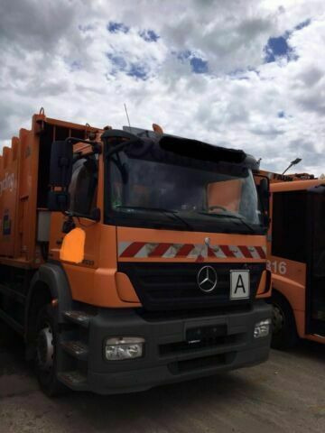 Mercedes-Benz 2633 Axor 6x2 Haller/Aufbau+Schüttung Euro:4 - Camion immondizia: foto 1 Mercedes-Benz 2633 Axor 6x2 Haller/Aufbau+Schüttung Euro:4 - Camion immondizia: foto 1