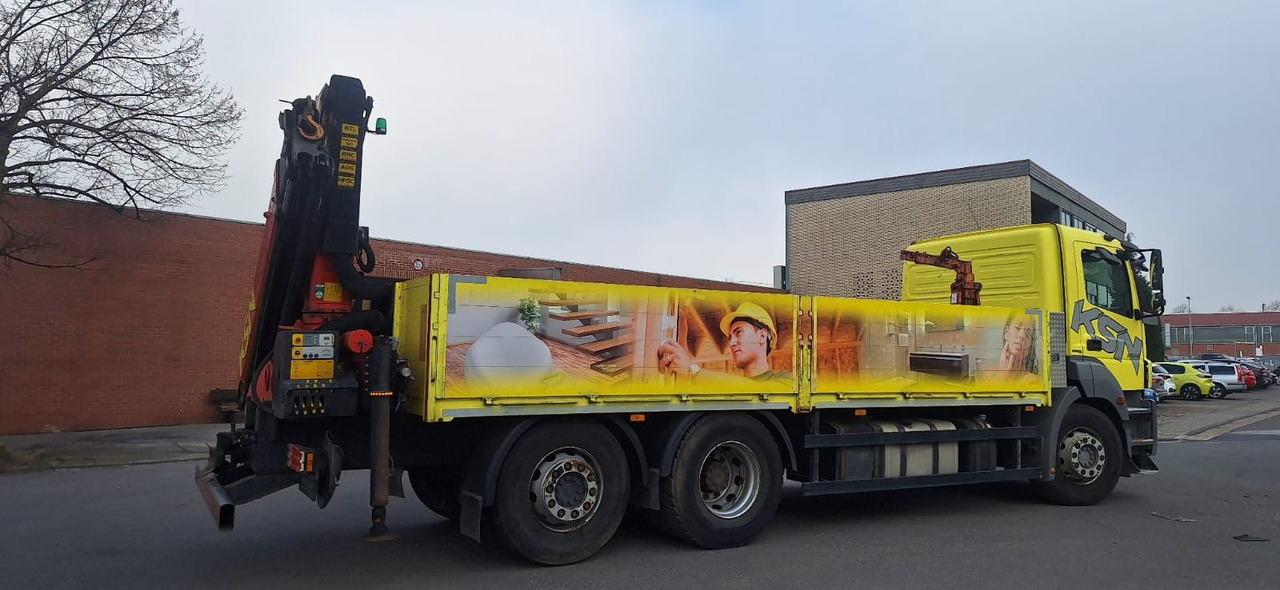 Mercedes-Benz 2636 Axor 3-Achser 6x2 mit Kran PK14002+Funk - Autocarro con pianale/ Cassone fisso, Camion con gru: foto 4 Mercedes-Benz 2636 Axor 3-Achser 6x2 mit Kran PK14002+Funk - Autocarro con pianale/ Cassone fisso, Camion con gru: foto 4