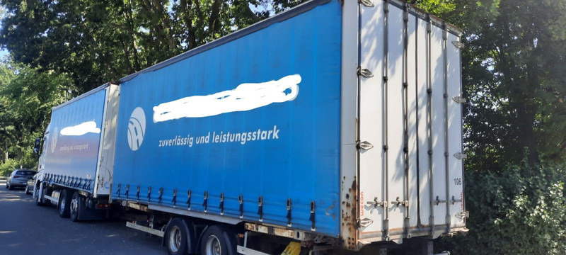 Mercedes-Benz 2642 Jumbozug Mit Hänger - Camion centinato: foto 3 Mercedes-Benz 2642 Jumbozug Mit Hänger - Camion centinato: foto 3