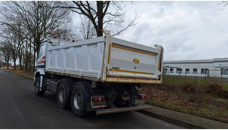 Mercedes-Benz 2651 3351K 6x6 HD Arocs 5 Nur Aufbau - Autocarro ribaltabile: foto 1 Mercedes-Benz 2651 3351K 6x6 HD Arocs 5 Nur Aufbau - Autocarro ribaltabile: foto 1