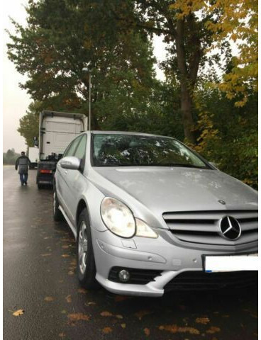Mercedes-Benz R-Klasse 320 CDI L 4Matic 7G-TRONIC DPF AMG-Paket - Autovettura: foto 1 Mercedes-Benz R-Klasse 320 CDI L 4Matic 7G-TRONIC DPF AMG-Paket - Autovettura: foto 1