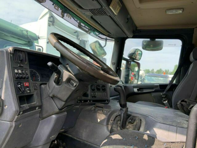 Scania P340PS 8x4 Blatt/Blatt 1-Hand - Autobetoniera: foto 3 Scania P340PS 8x4 Blatt/Blatt 1-Hand - Autobetoniera: foto 3