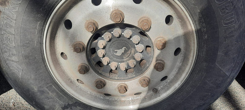 Schmitz Cargobull 3-Achser 48 qubik Getreidekipper - Semirimorchio ribaltabile: foto 4 Schmitz Cargobull 3-Achser 48 qubik Getreidekipper - Semirimorchio ribaltabile: foto 4