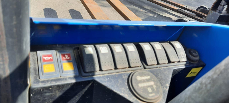 Terberg TKL M1-3 Mitnahmestapler - Carrello elevatore laterale: foto 5 Terberg TKL M1-3 Mitnahmestapler - Carrello elevatore laterale: foto 5