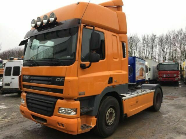 DAF CF85-410 G.Haus 2xBett ZF/Schalter 2-Kreishydr - Trattore stradale: foto 4 DAF CF85-410 G.Haus 2xBett ZF/Schalter 2-Kreishydr - Trattore stradale: foto 4