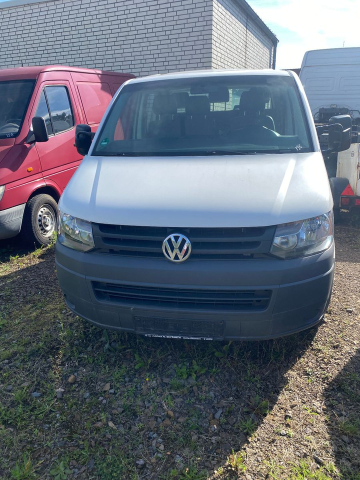 Volkswagen T5 Pritsche Doppelkabine - Furgone con cassone fisso, Furgone doppia cabina: foto 2 Volkswagen T5 Pritsche Doppelkabine - Furgone con cassone fisso, Furgone doppia cabina: foto 2