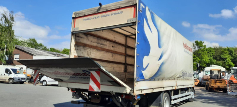 Volvo FL 6-250PS Plane Spriegel LBW Klima - Camion centinato: foto 4 Volvo FL 6-250PS Plane Spriegel LBW Klima - Camion centinato: foto 4