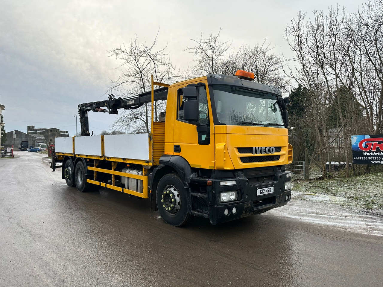 2013 Iveco Strails Dropside/Crane Truck - Autocarro con pianale/ Cassone fisso: foto 1 2013 Iveco Strails Dropside/Crane Truck - Autocarro con pianale/ Cassone fisso: foto 1