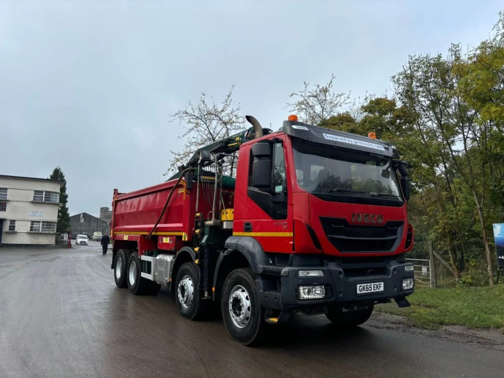 2016 Iveco Trakker Tipper/Grab Truck EKF - Autocarro ribaltabile: foto 2 2016 Iveco Trakker Tipper/Grab Truck EKF - Autocarro ribaltabile: foto 2