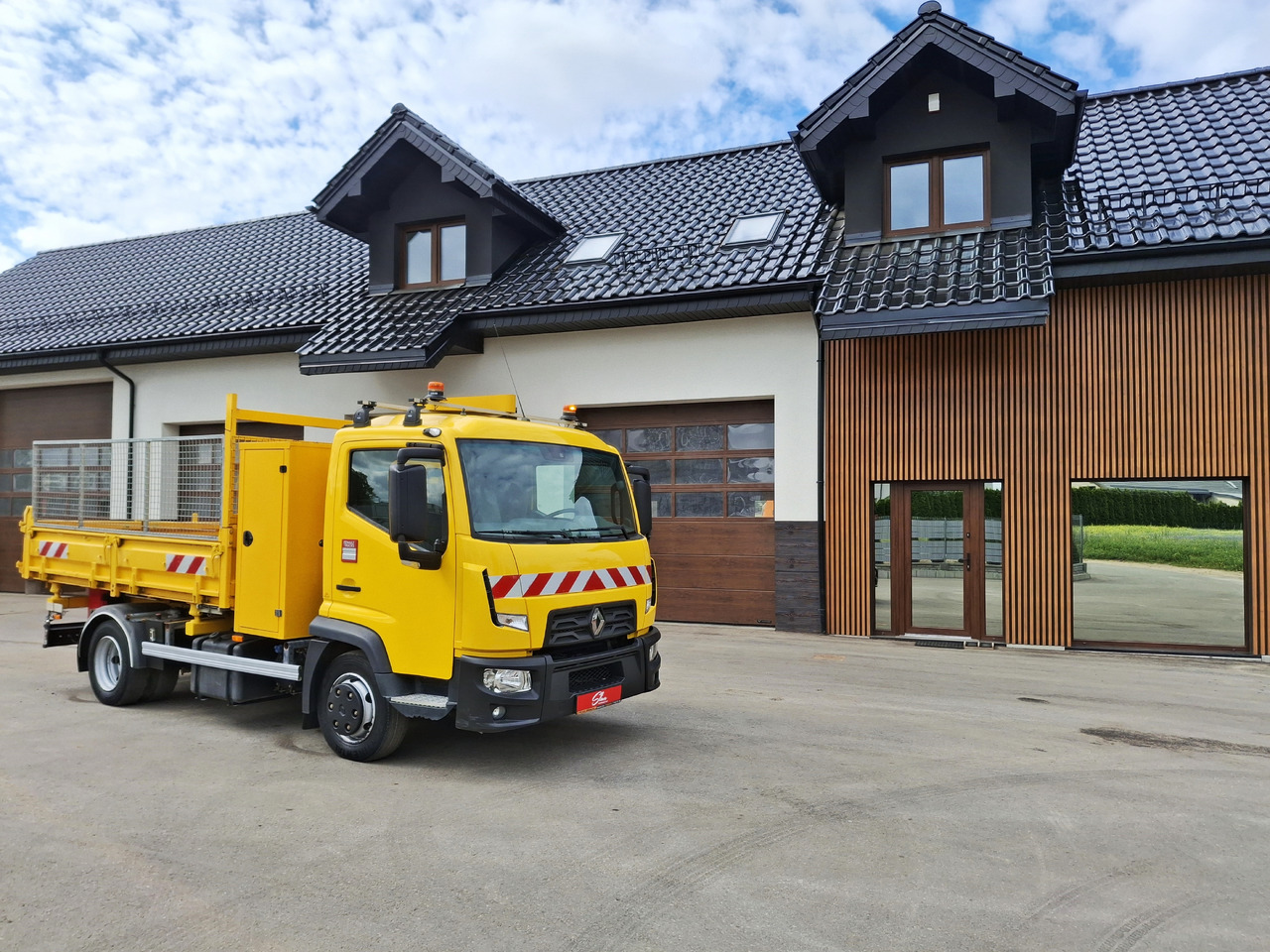 RENAULT D7.5 Wywrotka Kipper 3 Stronna 2015r 84 Tyś KM - Autocarro ribaltabile: foto 1 RENAULT D7.5 Wywrotka Kipper 3 Stronna 2015r 84 Tyś KM - Autocarro ribaltabile: foto 1