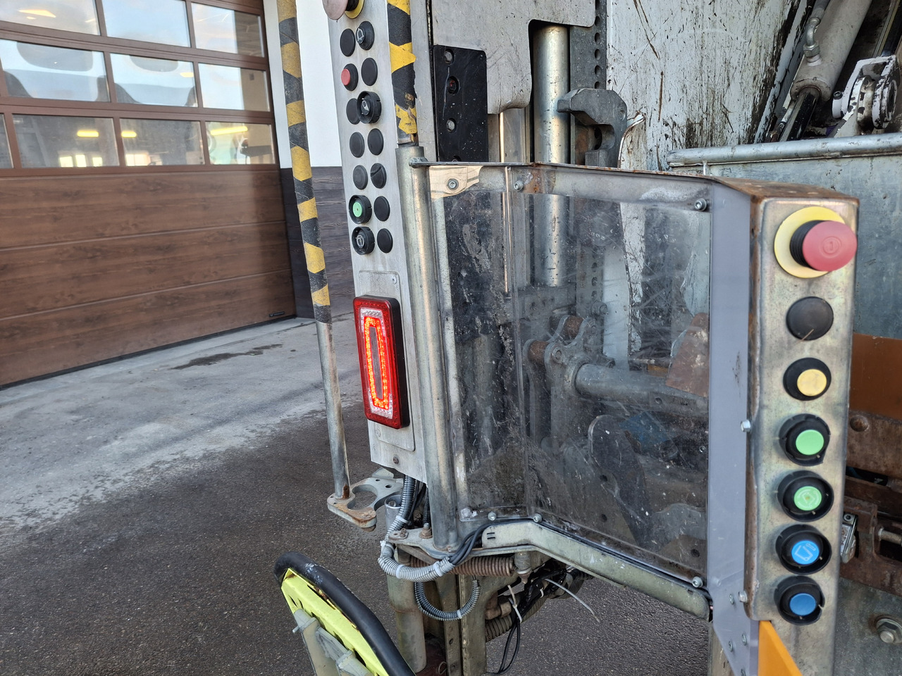 Renault D26 Śmieciarka Mullwagen Environnement VR5 LEV Euro 6 - Camion immondizia: foto 5 Renault D26 Śmieciarka Mullwagen Environnement VR5 LEV Euro 6 - Camion immondizia: foto 5