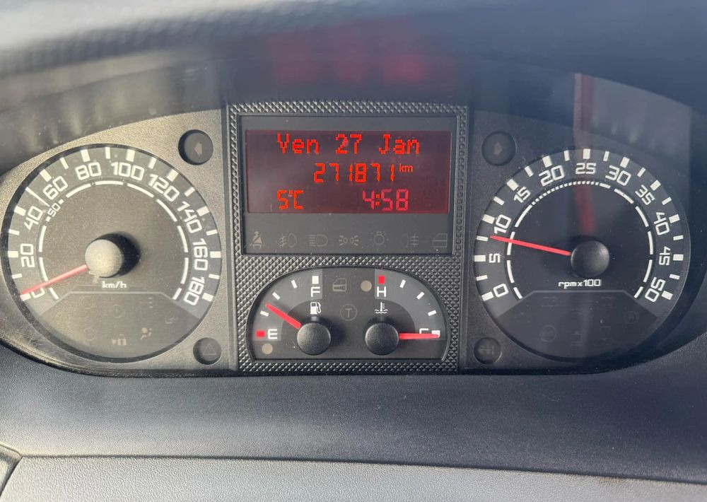 Minibus, Pulmino Iveco Daily: foto 16