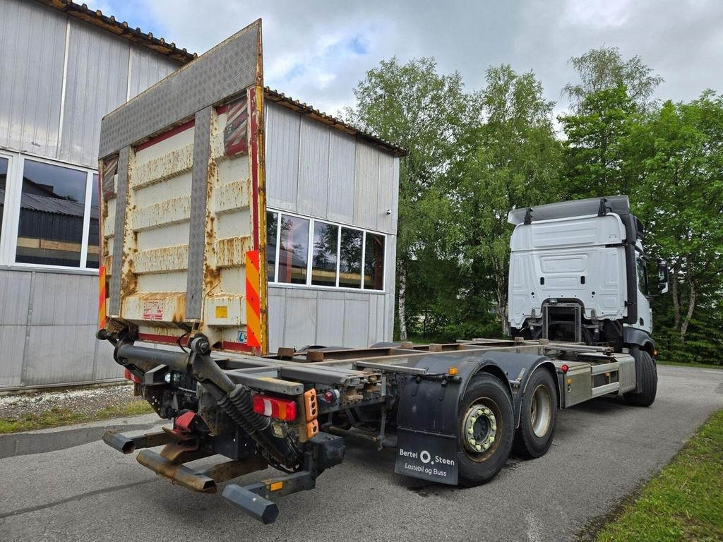 Mercedes-Benz ACTROS 2553 6X2 LAGAB - Autocarro portacontainer/ Caisse interchangeable: foto 3 Mercedes-Benz ACTROS 2553 6X2 LAGAB - Autocarro portacontainer/ Caisse interchangeable: foto 3