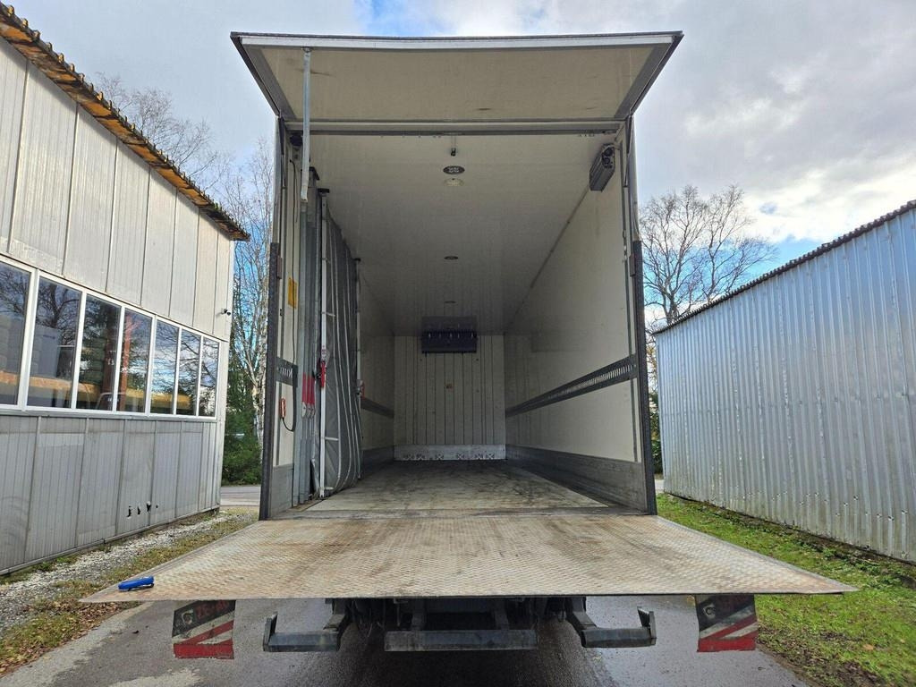 Volvo FH460 6X2 CARRIER 1050  - Autocarro frigorifero: foto 3 Volvo FH460 6X2 CARRIER 1050  - Autocarro frigorifero: foto 3