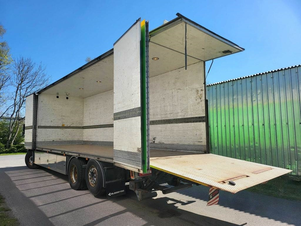 Volvo FM 420 6X2*4 SIDEOPENING 315kW - Autocarro furgonato: foto 1 Volvo FM 420 6X2*4 SIDEOPENING 315kW - Autocarro furgonato: foto 1