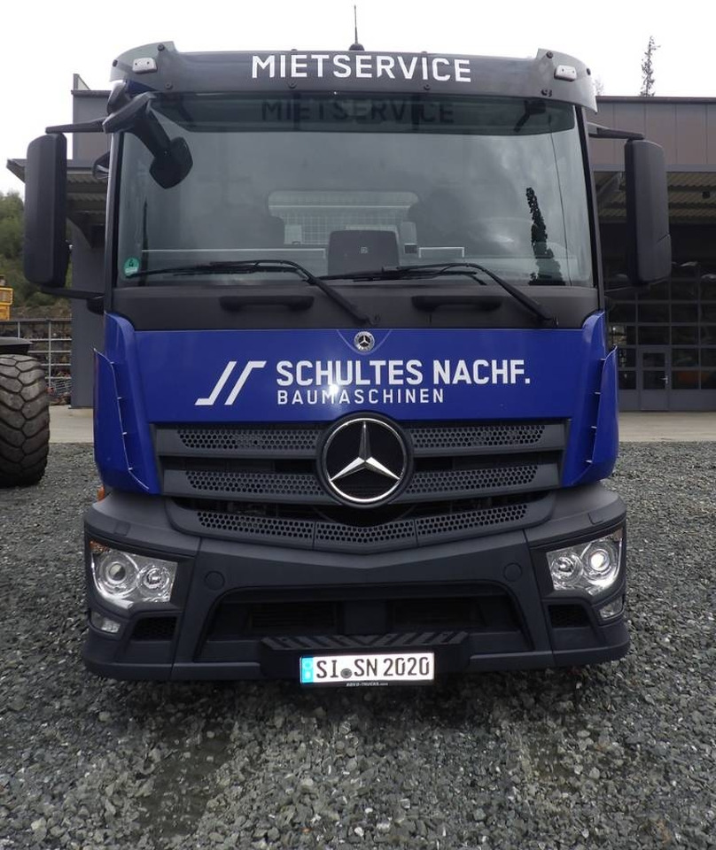 Mercedes-Benz Antos 2533 L Maschinentransporter  - Autocarro trasporto automezzi: foto 3 Mercedes-Benz Antos 2533 L Maschinentransporter  - Autocarro trasporto automezzi: foto 3