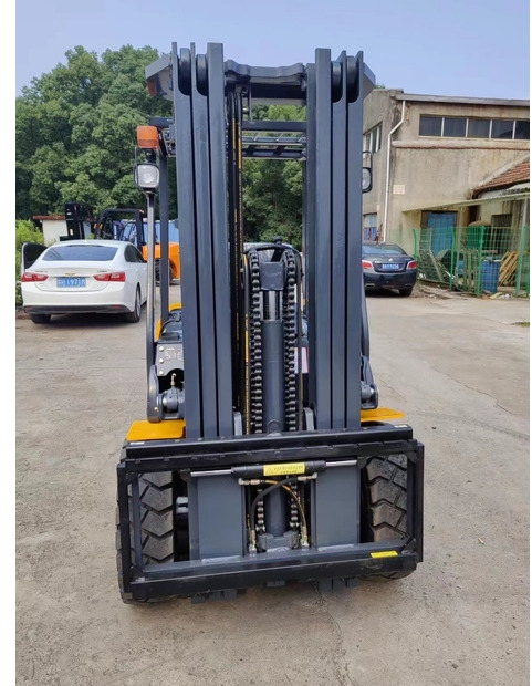 2020 Komatsu FD30 - Carrello elevatore: foto 4 2020 Komatsu FD30 - Carrello elevatore: foto 4