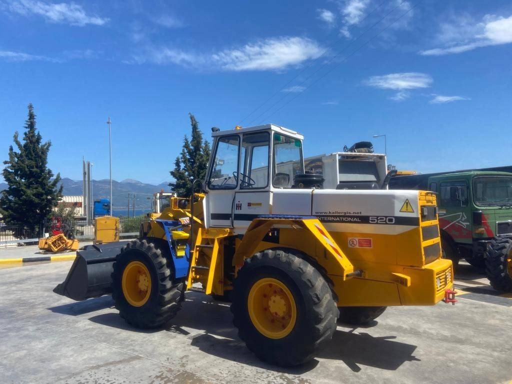 International 520A - Pala gommata: foto 5 International 520A - Pala gommata: foto 5