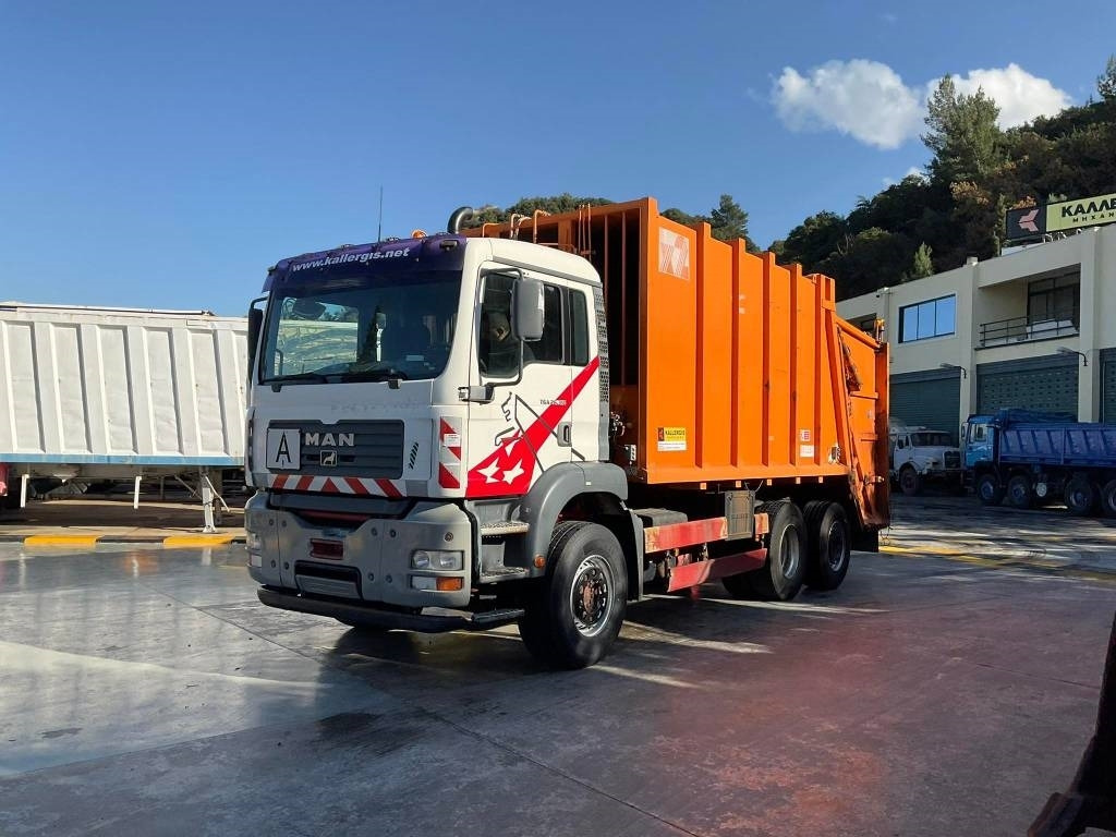 MAN 26.310 - Camion immondizia: foto 1 MAN 26.310 - Camion immondizia: foto 1