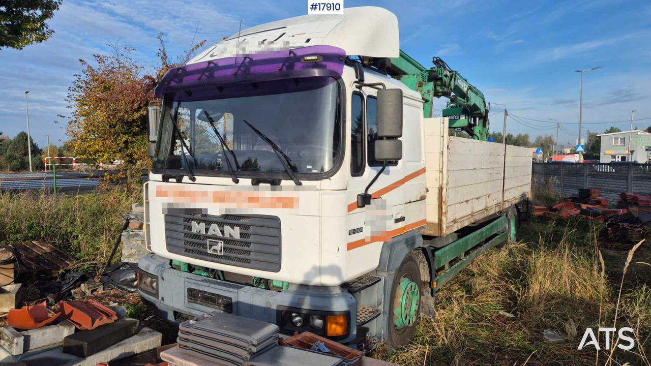 2000 MAN 18.284 - Autocarro con pianale/ Cassone fisso, Camion con gru: foto 1 2000 MAN 18.284 - Autocarro con pianale/ Cassone fisso, Camion con gru: foto 1