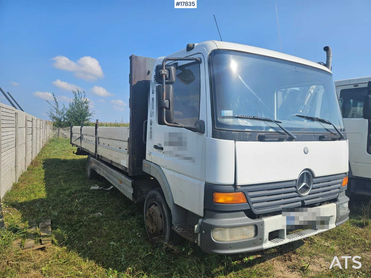 2003 Mercedes Atego 918 - Autocarro con pianale/ Cassone fisso: foto 2 2003 Mercedes Atego 918 - Autocarro con pianale/ Cassone fisso: foto 2