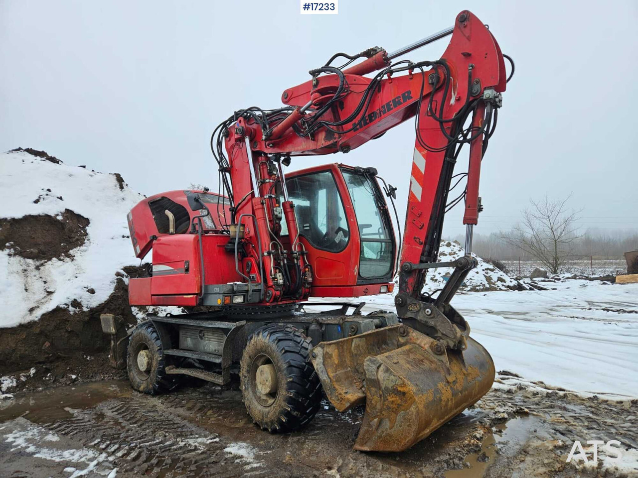 LIEBHERR 314 Litronic wheeled excavator (2008) - Escavatore gommato: foto 1 LIEBHERR 314 Litronic wheeled excavator (2008) - Escavatore gommato: foto 1