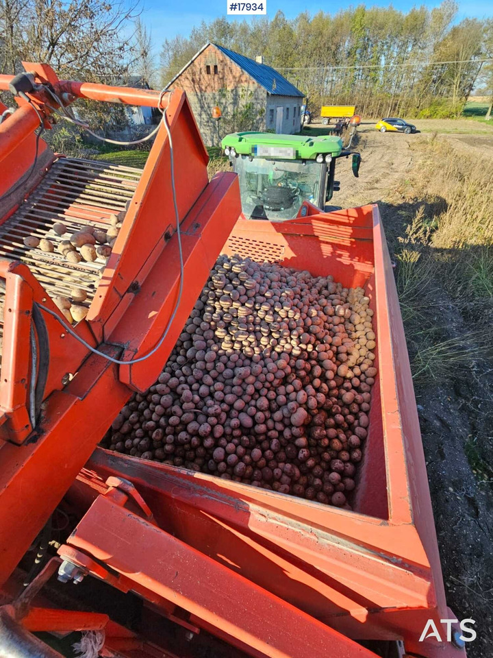 Potato harvester GRIMME SE 75/40 (1995) - Scava raccogli patate: foto 2 Potato harvester GRIMME SE 75/40 (1995) - Scava raccogli patate: foto 2