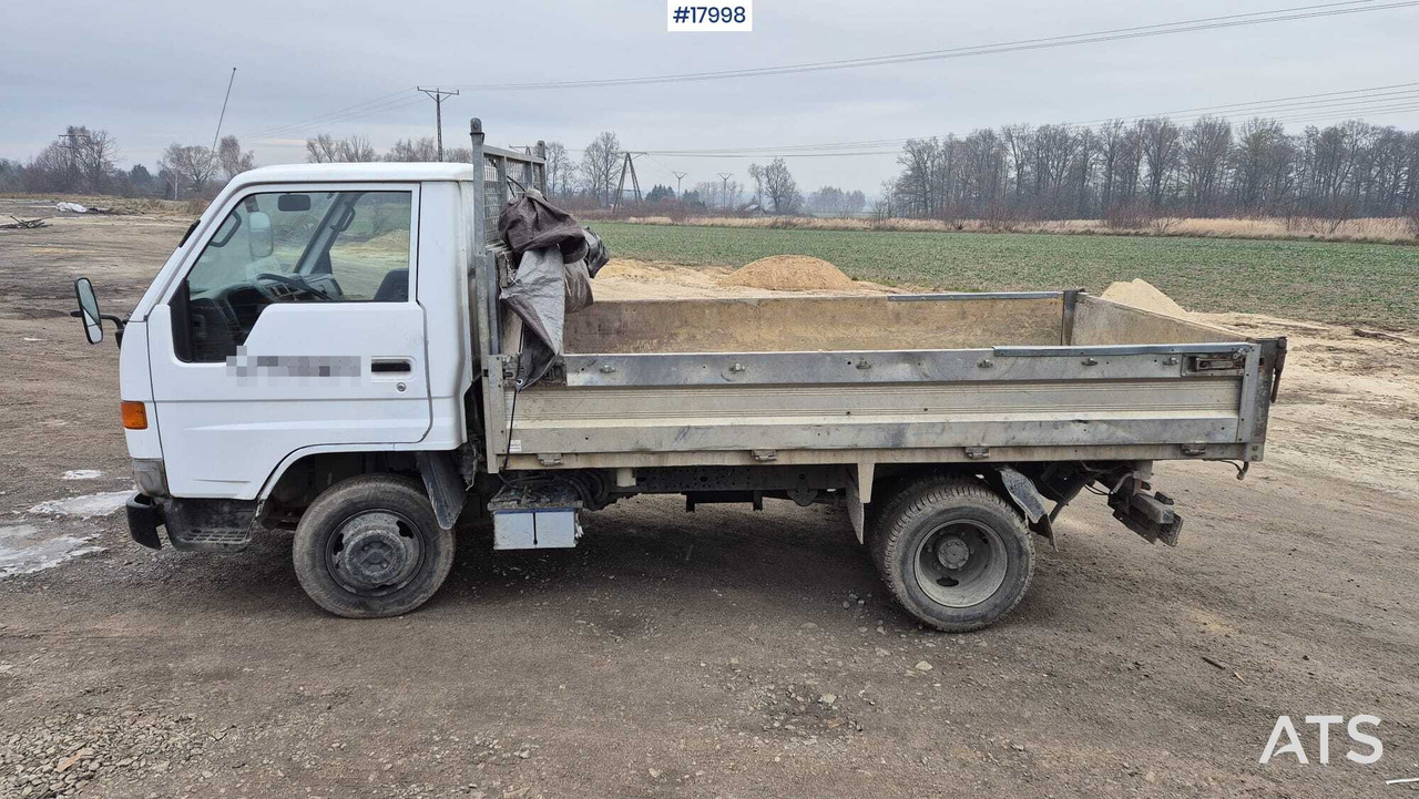 TOYOTA DYNA 3.5t dump truck (1999) - Autocarro ribaltabile: foto 5 TOYOTA DYNA 3.5t dump truck (1999) - Autocarro ribaltabile: foto 5