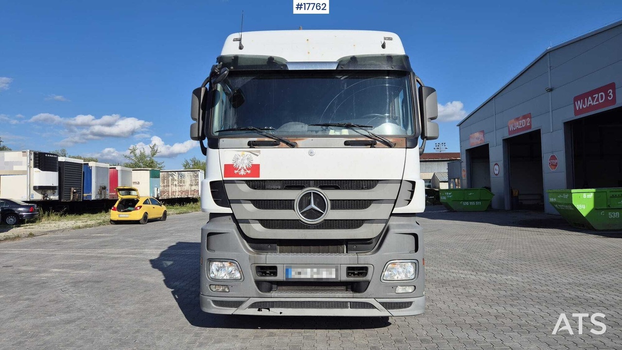 MERCEDES-BENZ 1846 tractor unit (2012) - Trattore stradale: foto 5 MERCEDES-BENZ 1846 tractor unit (2012) - Trattore stradale: foto 5