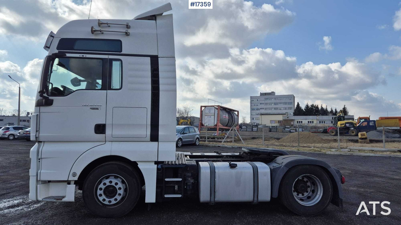 Truck tractor MAN TGX 18.440 EfficientLine 2 (2016) - Trattore stradale: foto 4 Truck tractor MAN TGX 18.440 EfficientLine 2 (2016) - Trattore stradale: foto 4
