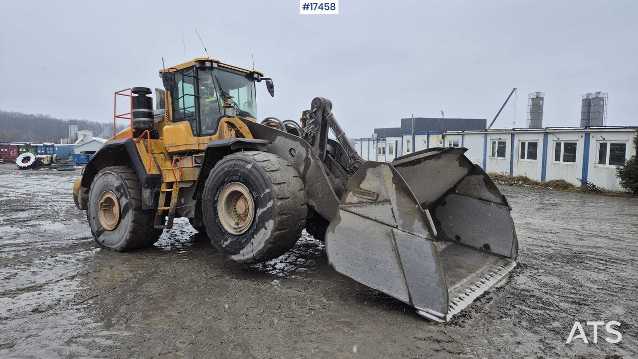 Wheel loader VOLVO L220H OptiShift (2021) - Pala gommata: foto 1 Wheel loader VOLVO L220H OptiShift (2021) - Pala gommata: foto 1