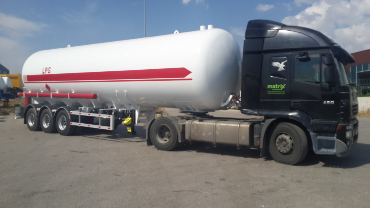 THOR THR-LPG-45-P - Semirimorchio cisterna: foto 1 THOR THR-LPG-45-P - Semirimorchio cisterna: foto 1