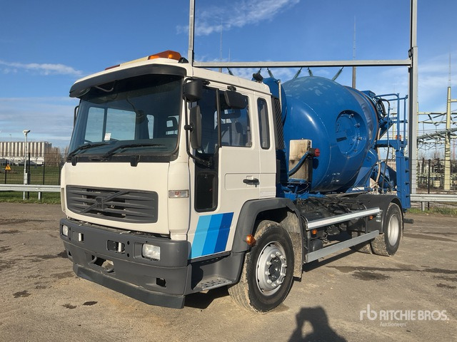 2004 Volvo FL6 4x2 Mixer Truck - Autobetoniera: foto 1 2004 Volvo FL6 4x2 Mixer Truck - Autobetoniera: foto 1