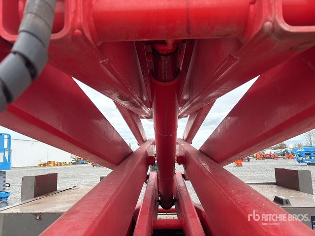 2008 Haulotte H15SX 4x4 Diesel Scissor Lift - Piattaforma a pantografo: foto 5 2008 Haulotte H15SX 4x4 Diesel Scissor Lift - Piattaforma a pantografo: foto 5