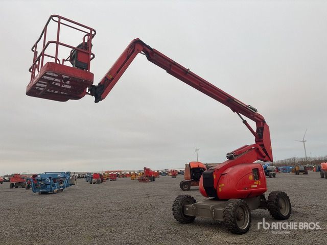2011 JLG 600AJ 4WD Diesel Articulating Boom Lift - Piattaforma articolata: foto 3 2011 JLG 600AJ 4WD Diesel Articulating Boom Lift - Piattaforma articolata: foto 3