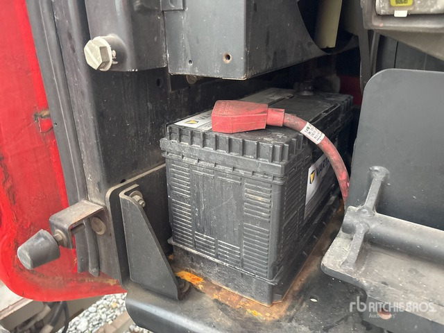 2011 JLG 600AJ 4WD Diesel Articulating Boom Lift - Piattaforma articolata: foto 5 2011 JLG 600AJ 4WD Diesel Articulating Boom Lift - Piattaforma articolata: foto 5