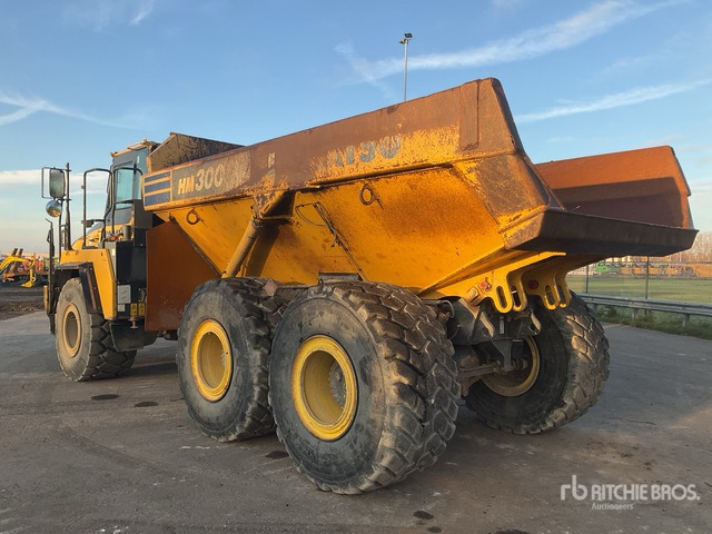 2011 Komatsu HM300-3 Articulated Dump Truck - Dumper articolato: foto 4 2011 Komatsu HM300-3 Articulated Dump Truck - Dumper articolato: foto 4