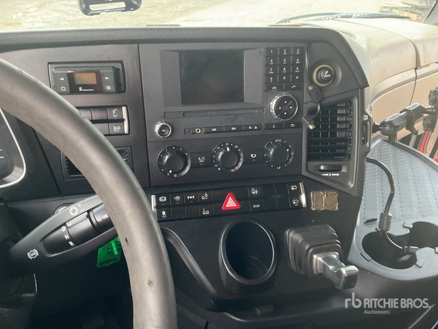 2015 Mercedes-Benz 2542 6x2 (Inoperable) Cab and Chassis - Autocarro telaio: foto 4 2015 Mercedes-Benz 2542 6x2 (Inoperable) Cab and Chassis - Autocarro telaio: foto 4