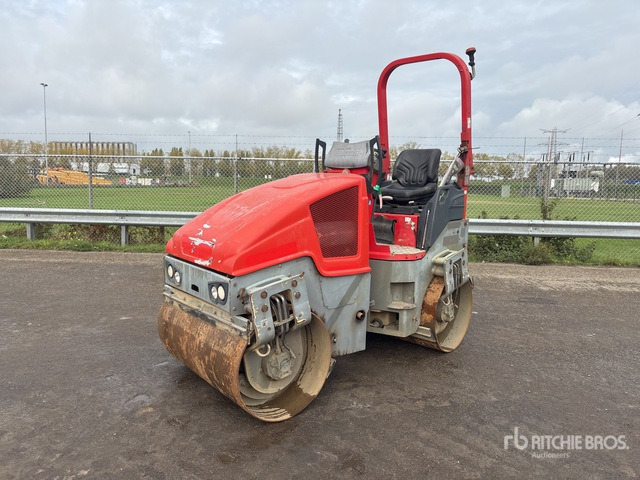 2017 Bomag BW120AD-5 Dubbele trommelwals - Rullo stradale: foto 1 2017 Bomag BW120AD-5 Dubbele trommelwals - Rullo stradale: foto 1