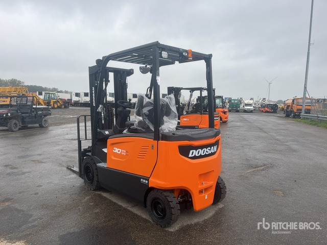 2023 Doosan B30X-7 PLUS (Unused) Electric Forklift - Carrello elevatore elettrico: foto 3 2023 Doosan B30X-7 PLUS (Unused) Electric Forklift - Carrello elevatore elettrico: foto 3