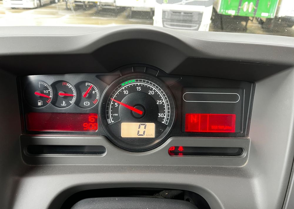 Renault Kerax 380 EEV // Skrzynia Burtowa // HIAB XS166 Hipro + Radio // Zwolnice // // - Autocarro con pianale/ Cassone fisso, Camion con gru: foto 5 Renault Kerax 380 EEV // Skrzynia Burtowa // HIAB XS166 Hipro + Radio // Zwolnice // // - Autocarro con pianale/ Cassone fisso, Camion con gru: foto 5