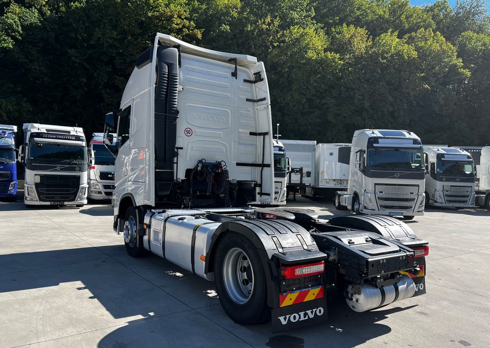 Volvo FH 500 // Zamiana na starszy // EURO 6 // Standard // 2024 Rok // Parkclima // Globe XL // Skóry // Joystick // - Trattore stradale: foto 4 Volvo FH 500 // Zamiana na starszy // EURO 6 // Standard // 2024 Rok // Parkclima // Globe XL // Skóry // Joystick // - Trattore stradale: foto 4
