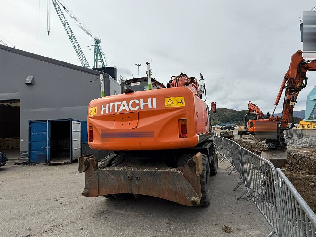 Escavatore gommato Hitachi ZX 140 W-3: foto 10