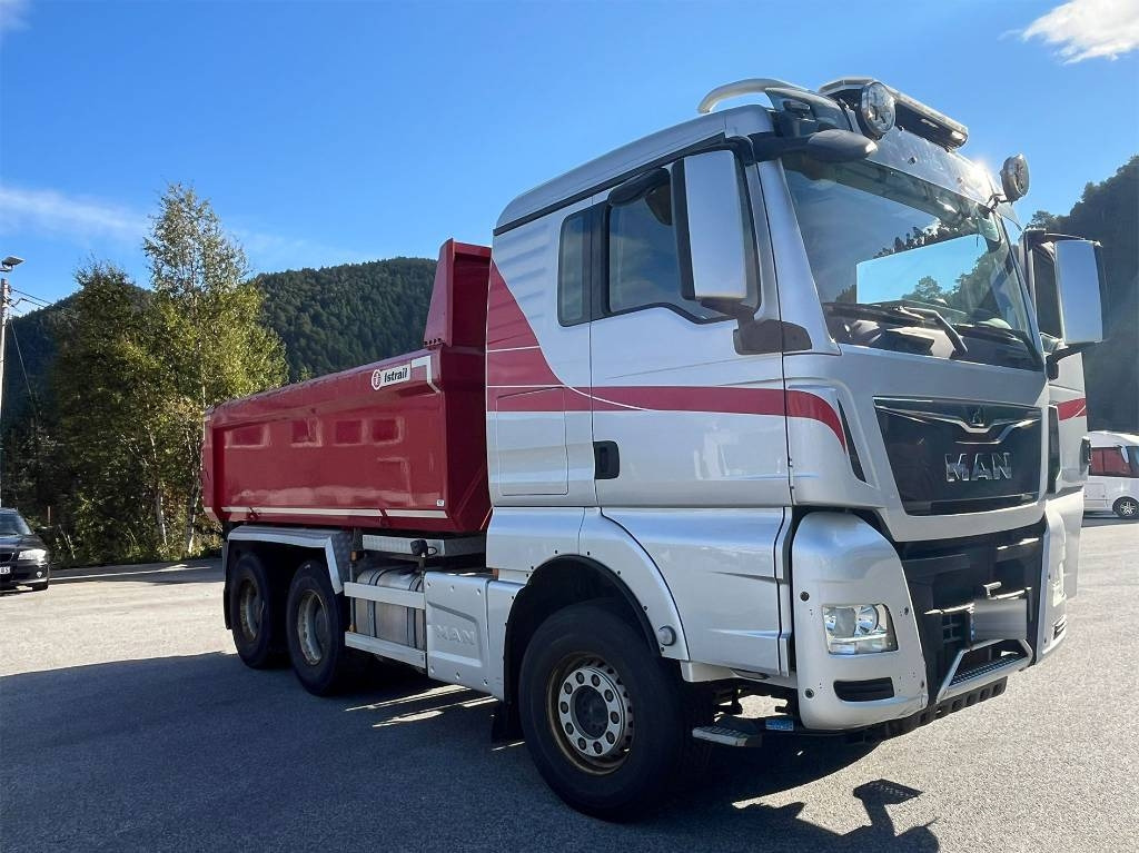 MAN TGX 26.580 6x4 - Autocarro ribaltabile: foto 1 MAN TGX 26.580 6x4 - Autocarro ribaltabile: foto 1