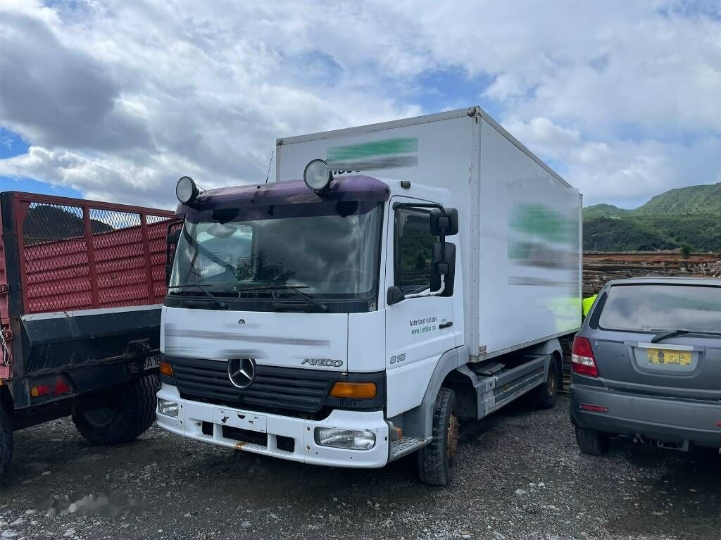 Autocarro furgonato Mercedes-Benz Atego 815/ 42 AT: foto 1