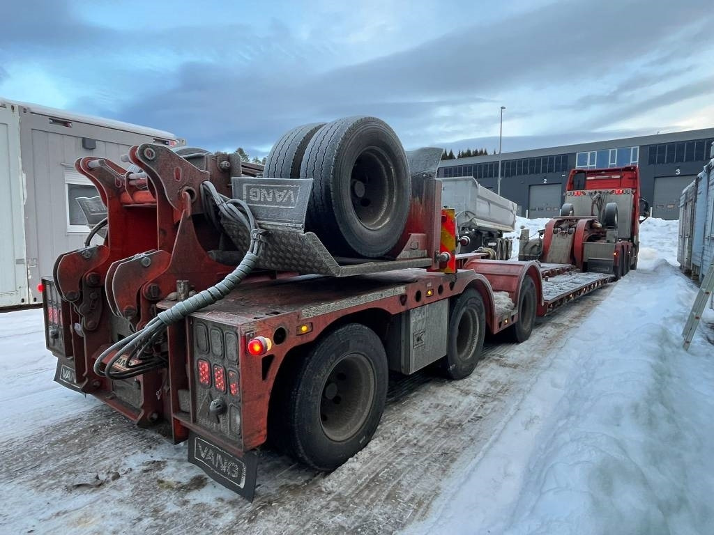 Vang ATHLS 3+1 Volvo FH16 750 Heavy Haul 8x2 - Semirimorchio pianale ribassato: foto 4 Vang ATHLS 3+1 Volvo FH16 750 Heavy Haul 8x2 - Semirimorchio pianale ribassato: foto 4